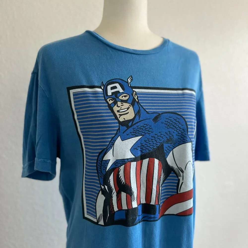 🦸♂️ Marvel Captain America Graphic Tee – Size S - Picture 1 of 5
